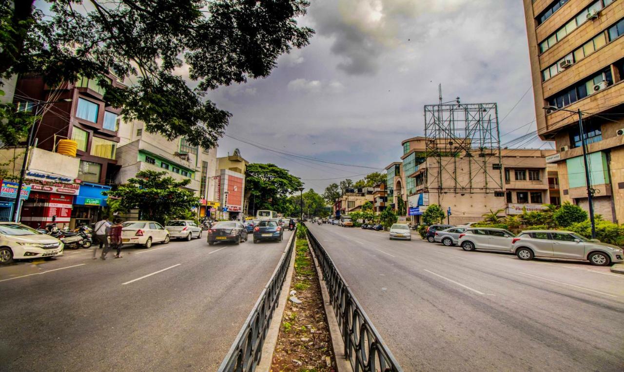 Jagadish Brigade Hotel Bangalore Exterior foto